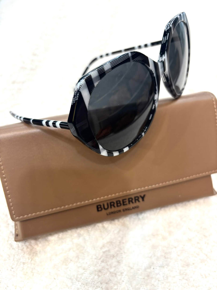 BURBERRY BE4375 VANESSA SUNGLASSES