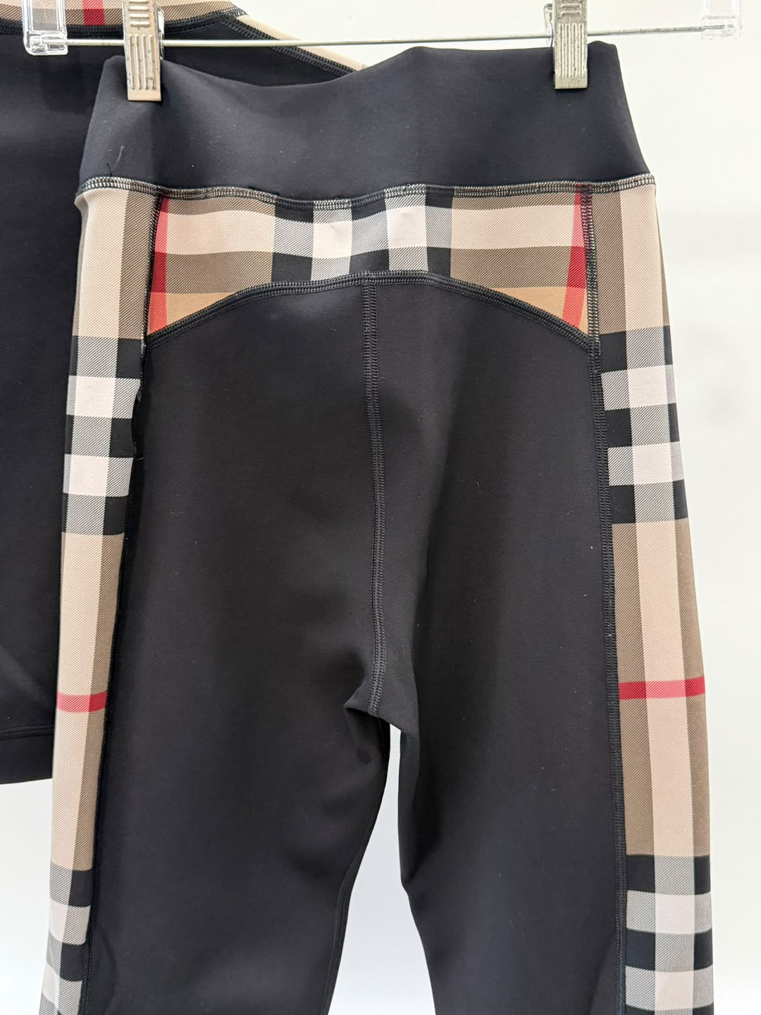 BURBERRY BLACK CHECK PANEL CROP TOP AND LEGGINGS SET
