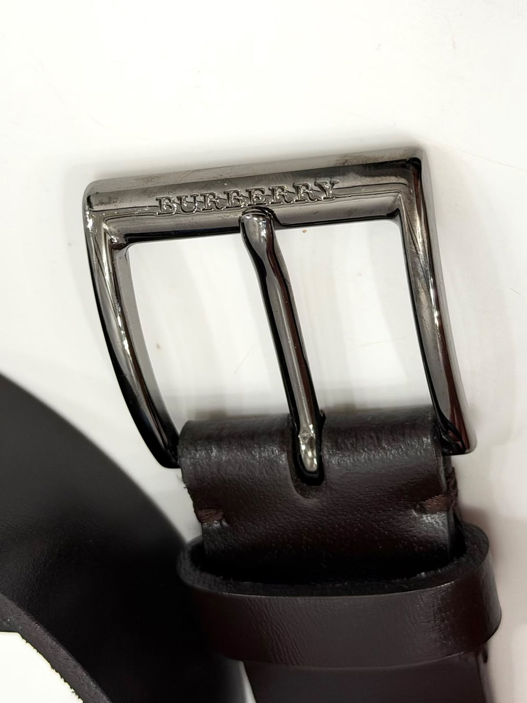 BURBERRY BROWN LEATHER BELT