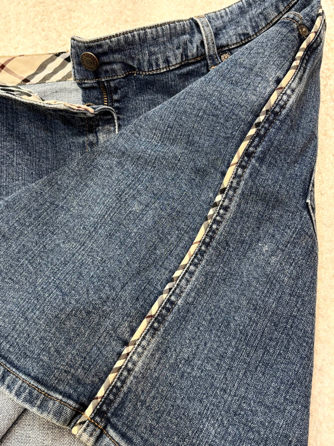 BURBERRY DENIM MINI SKIRT