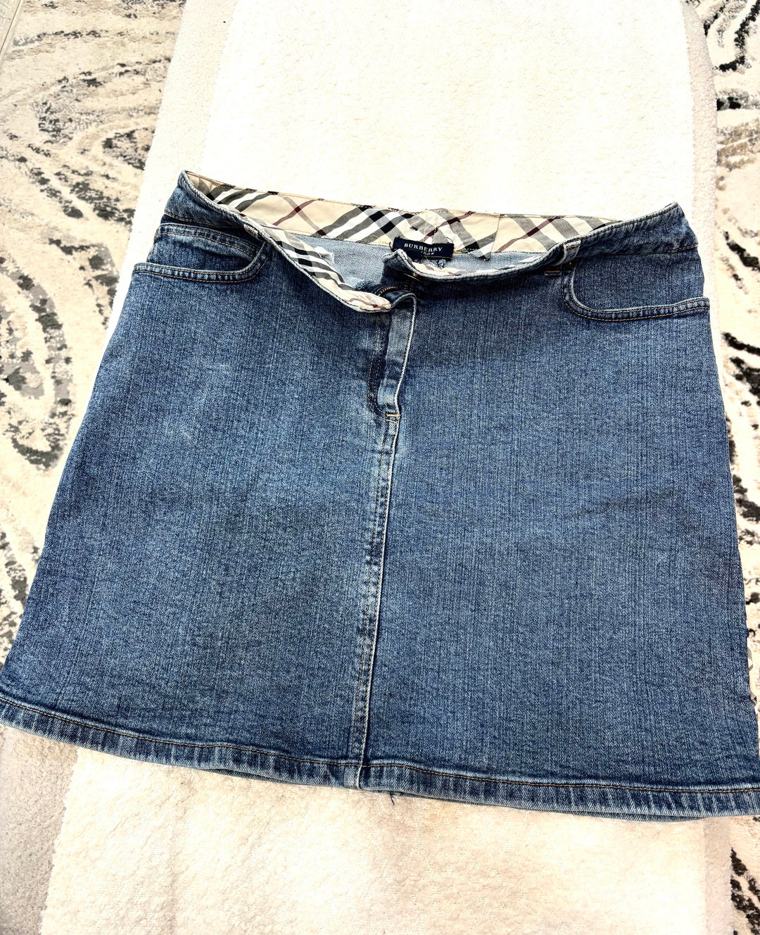 BURBERRY DENIM MINI SKIRT