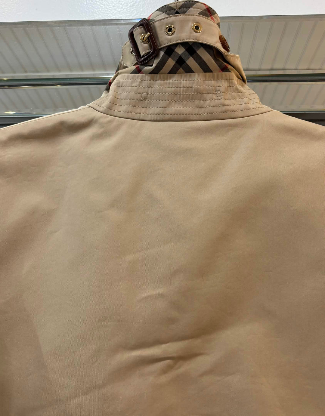 BURBERRY TRENCH COAT