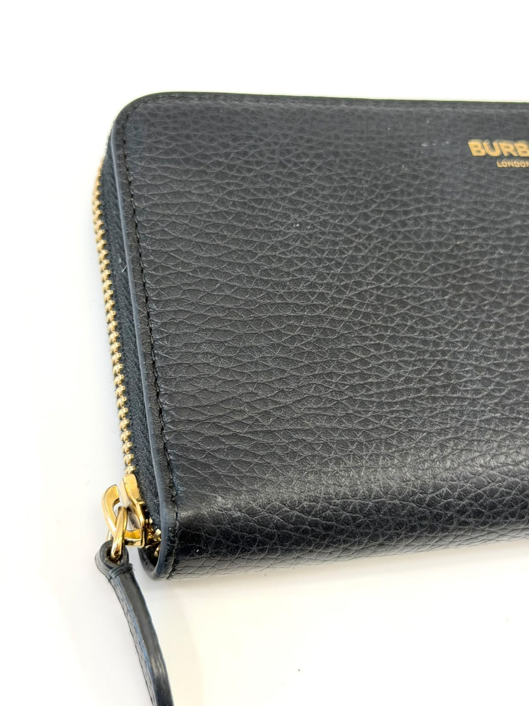 BURBERRY ROUND LONG LEATHER WALLET
