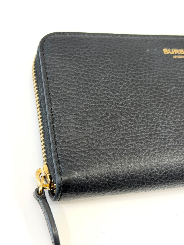 BURBERRY ROUND LONG LEATHER WALLET