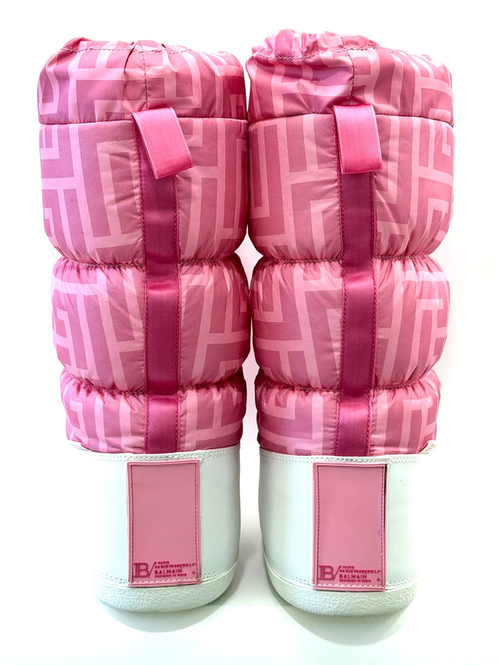 BALMAIN X BARBIE® AFTER SKI TUNDRA MONOGRAM LIMITED-EDITION BOOTS