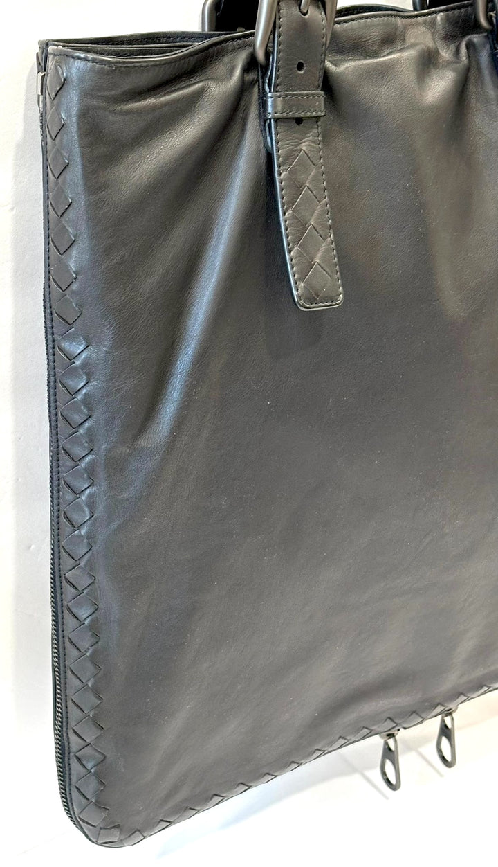 BOTTEGA VENETA INTRECCIATO LEATHER TOTE BAG