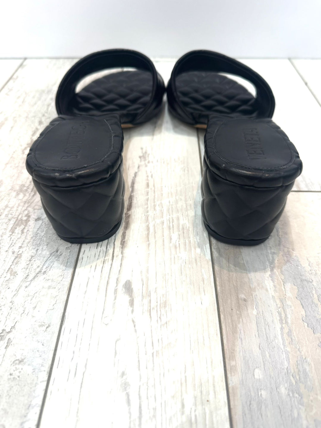 BOTTEGA VENETA QUILTED LAMBSKIN LEATHER AMY MULES