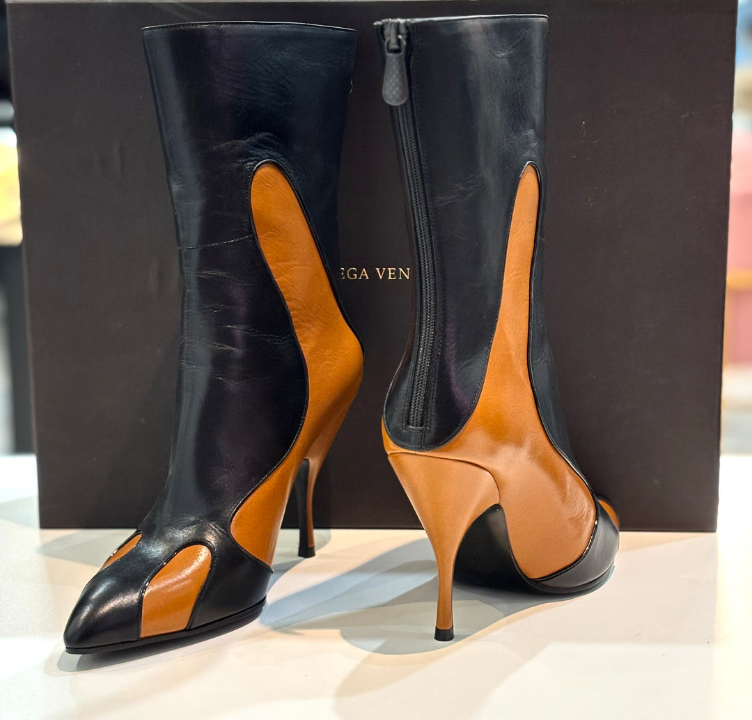 BOTTEGA VENETA SHEEPSKIN LEATHER FLAME TWO-TONE BOOTS