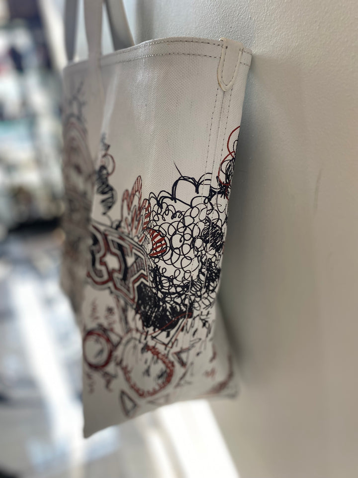 BURBERRY DOODLE REVERSIBLE PRINTED TOTE BAG