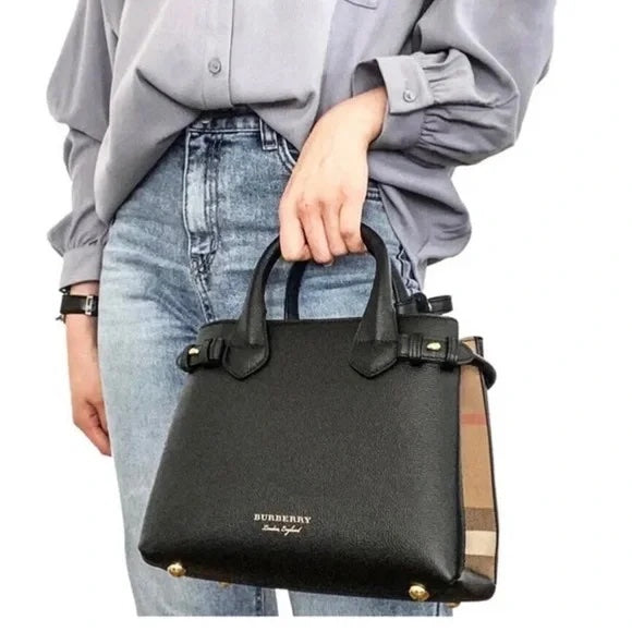 BURBERRY DERBY LEATHER SMALL BANNER TOTE BAG