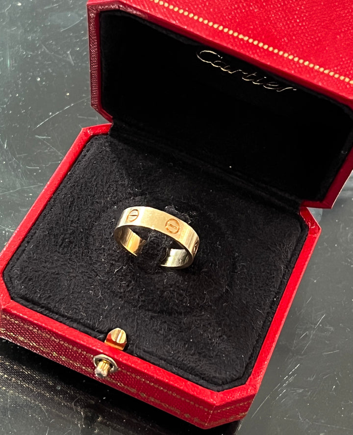 CARTIER 18K GOLD LOVE RING