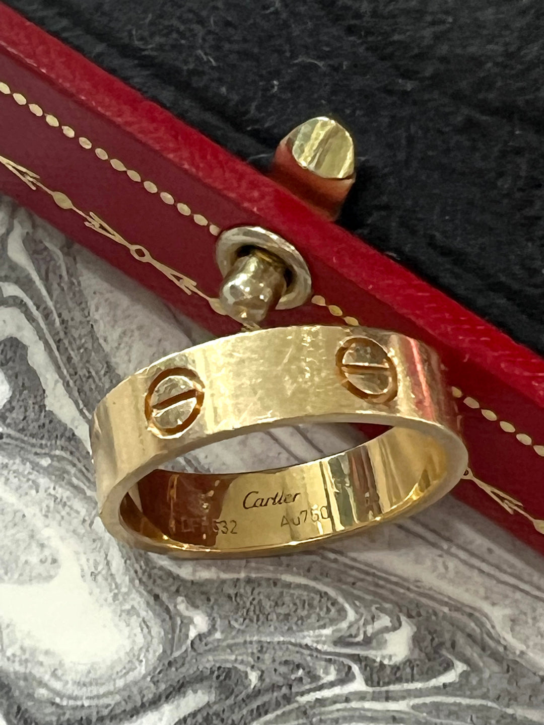 CARTIER 18K GOLD LOVE RING