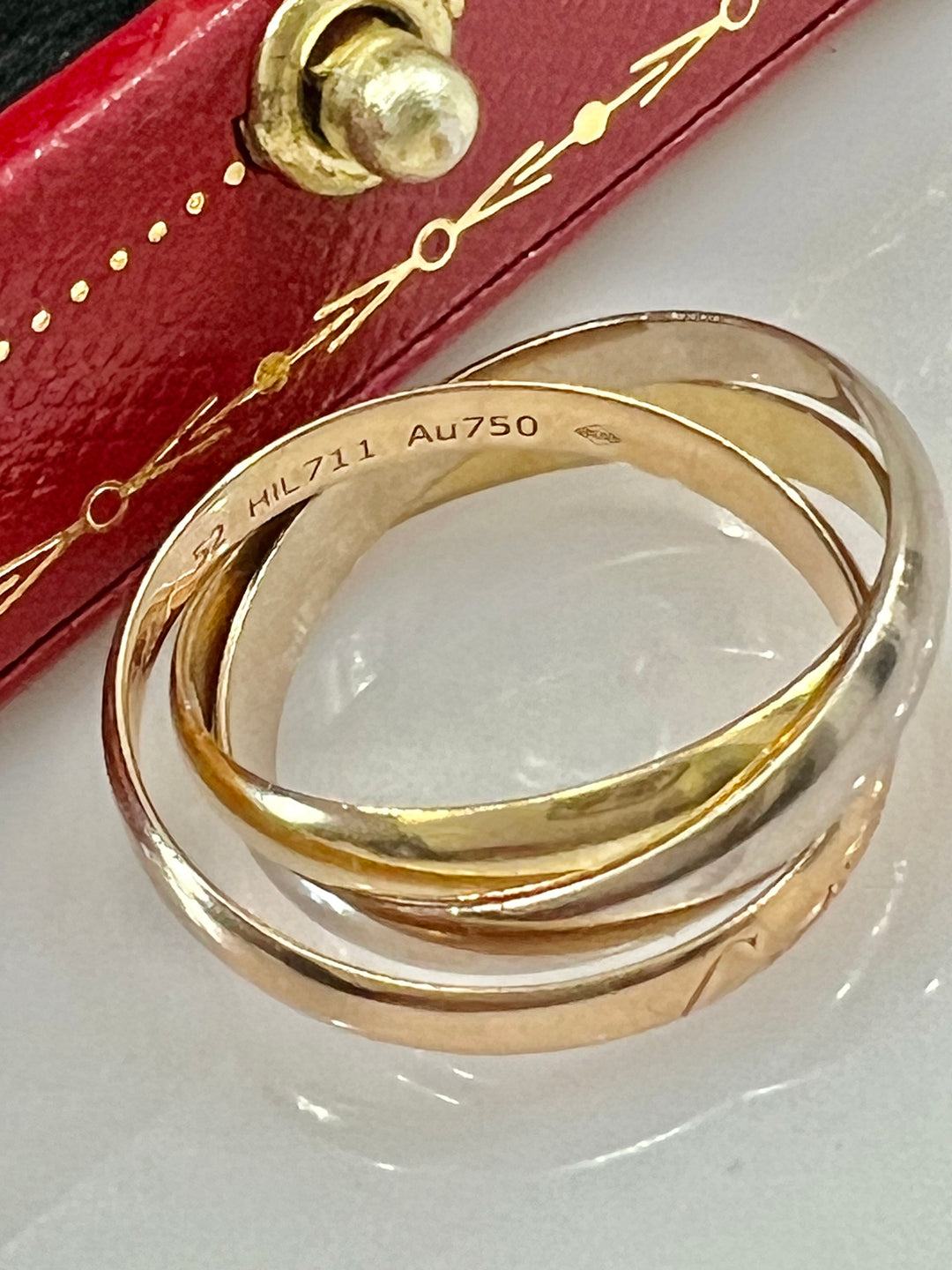 CARTIER TRICOLOR TRINITY 18K GOLD BAND