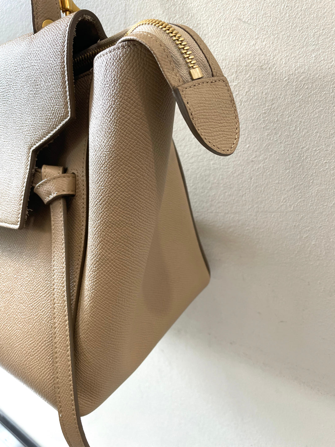 CÉLINE GRAINED CALFSKIN MICRO BELT BAG