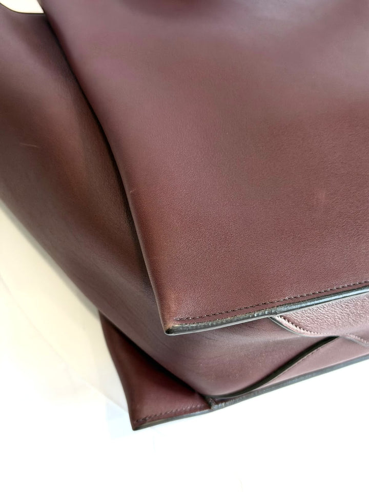 CÉLINE MEDIUM TRIFOLD CALFSKIN LEATHER SHOULDER BAG