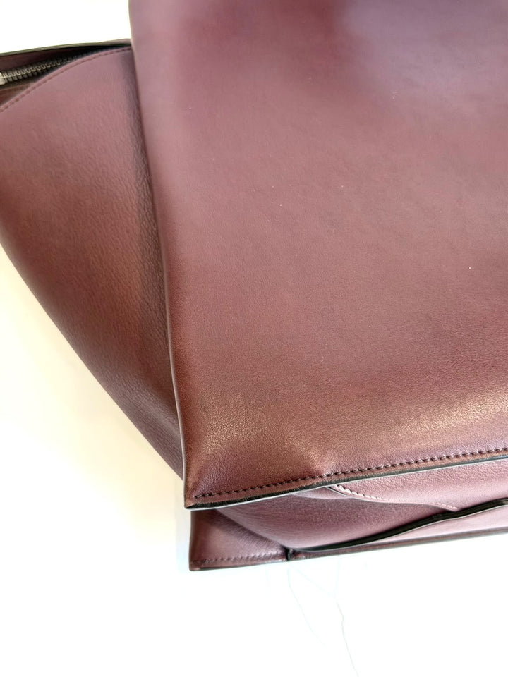 CÉLINE MEDIUM TRIFOLD CALFSKIN LEATHER SHOULDER BAG