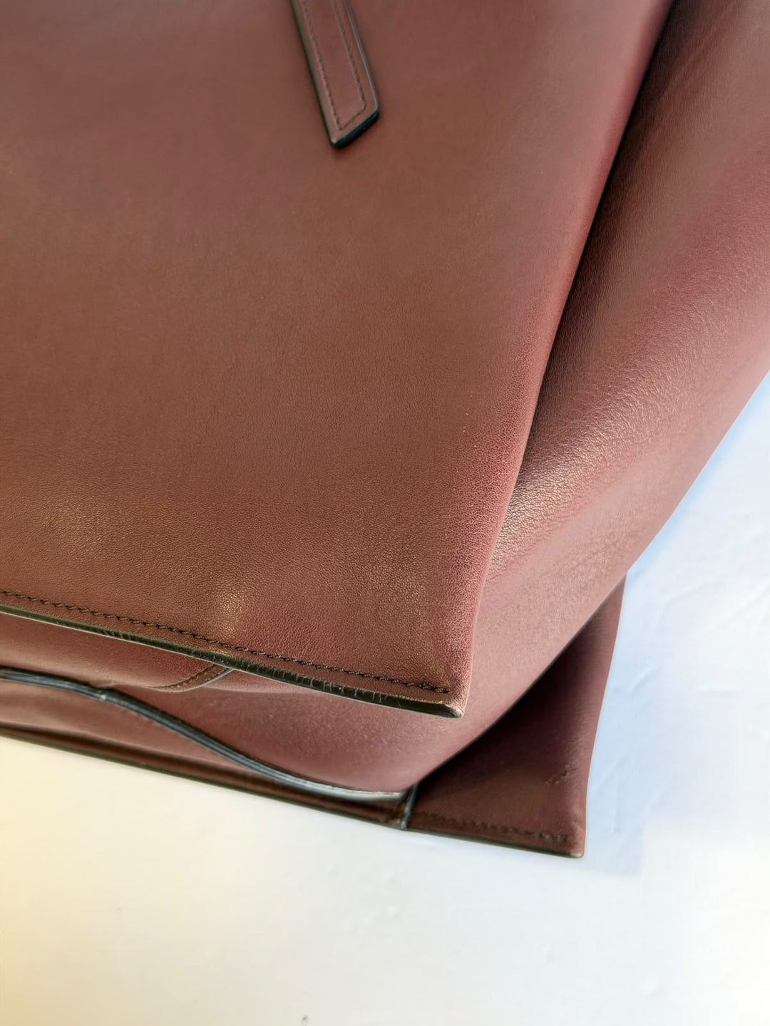 CÉLINE MEDIUM TRIFOLD CALFSKIN LEATHER SHOULDER BAG