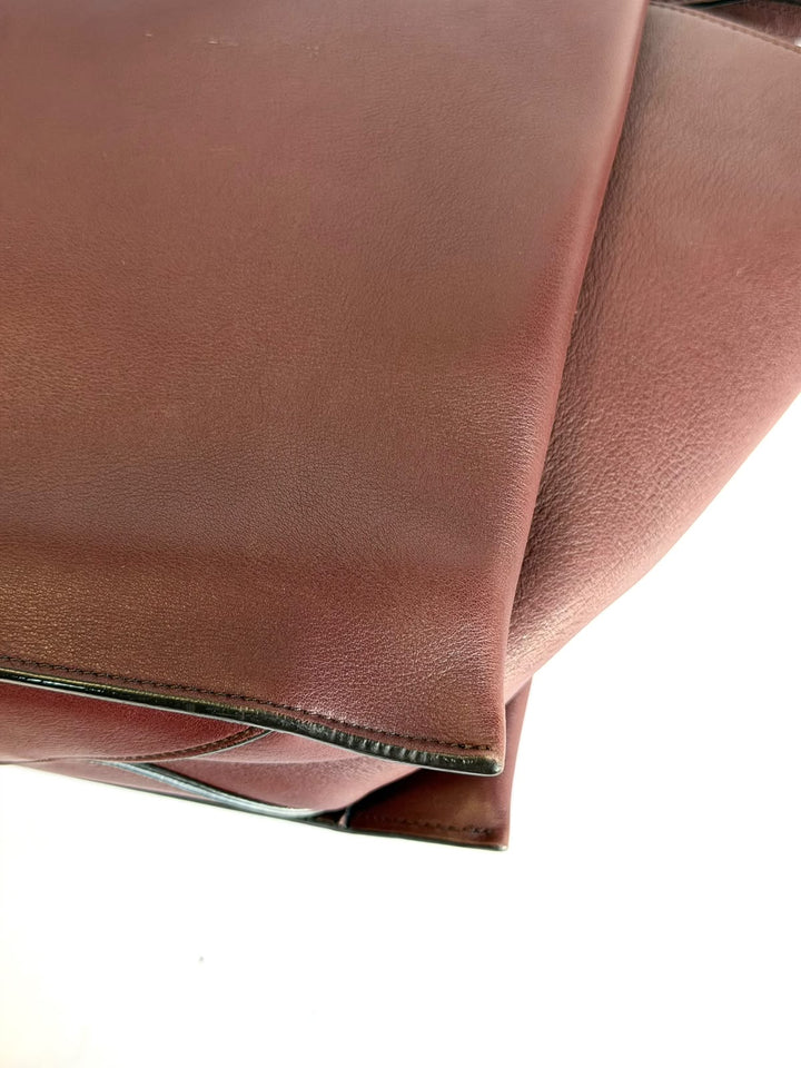 CÉLINE MEDIUM TRIFOLD CALFSKIN LEATHER SHOULDER BAG