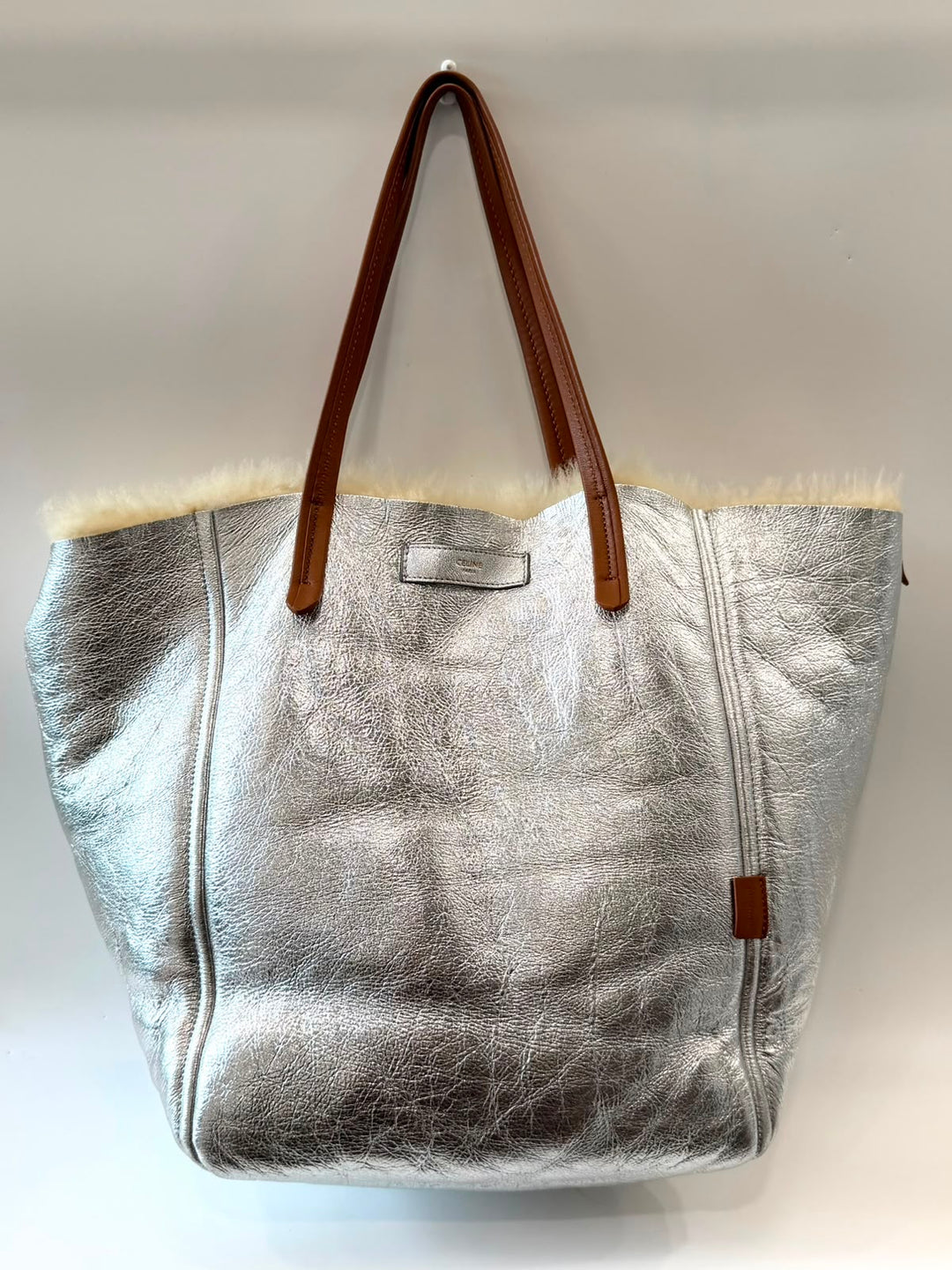CÉLINE SHEARLING MEDIUM PHANTOM CABAS REVERSIBLE TOTE BAG