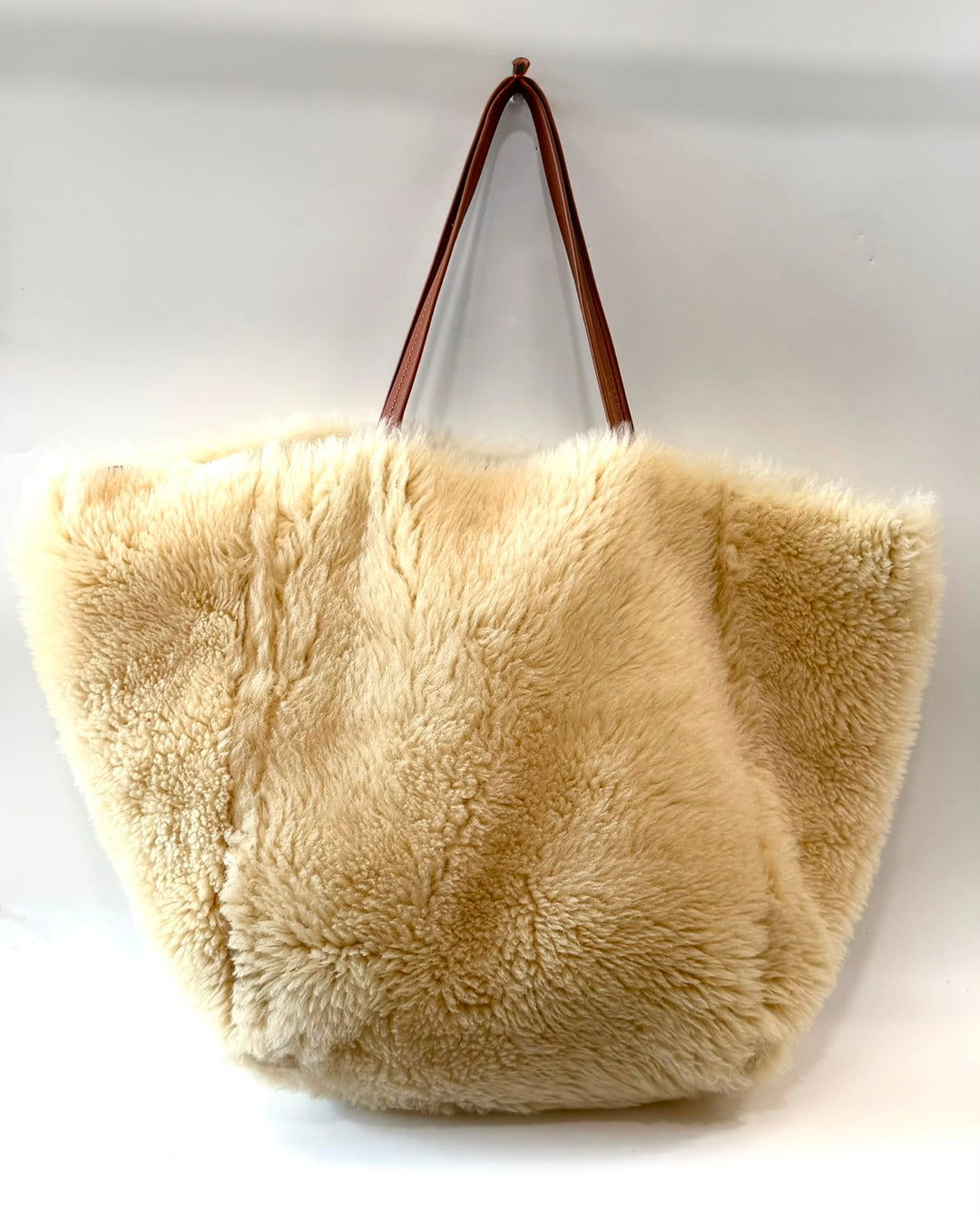 CÉLINE SHEARLING MEDIUM PHANTOM CABAS REVERSIBLE TOTE BAG