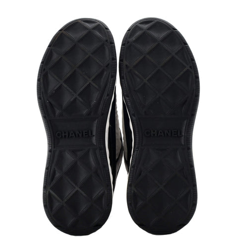 CHANEL SUEDE CALFSKIN MIXED FIBERS CC SNEAKERS