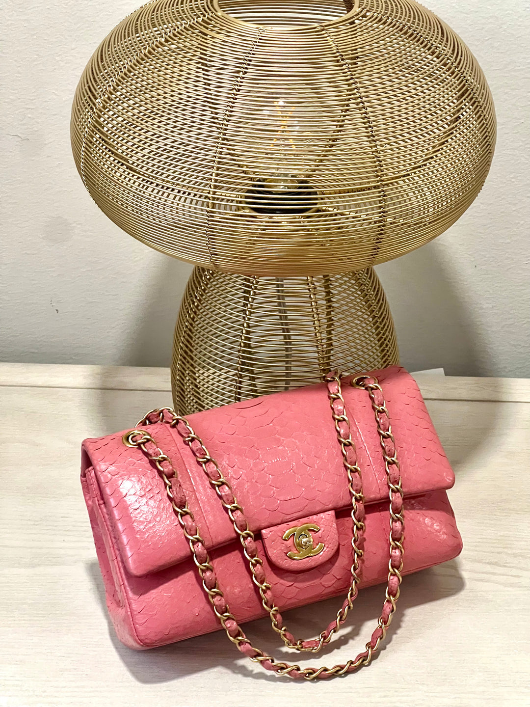 CHANEL CLASSIC FLAP MEDIUM PINK PYTHON SHOULDER BAG