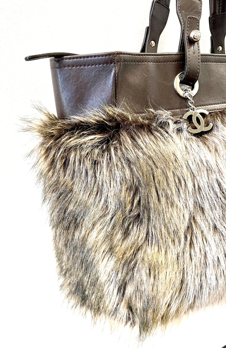 CHANEL BIARRITZ FUR LARGE TOTE BAG