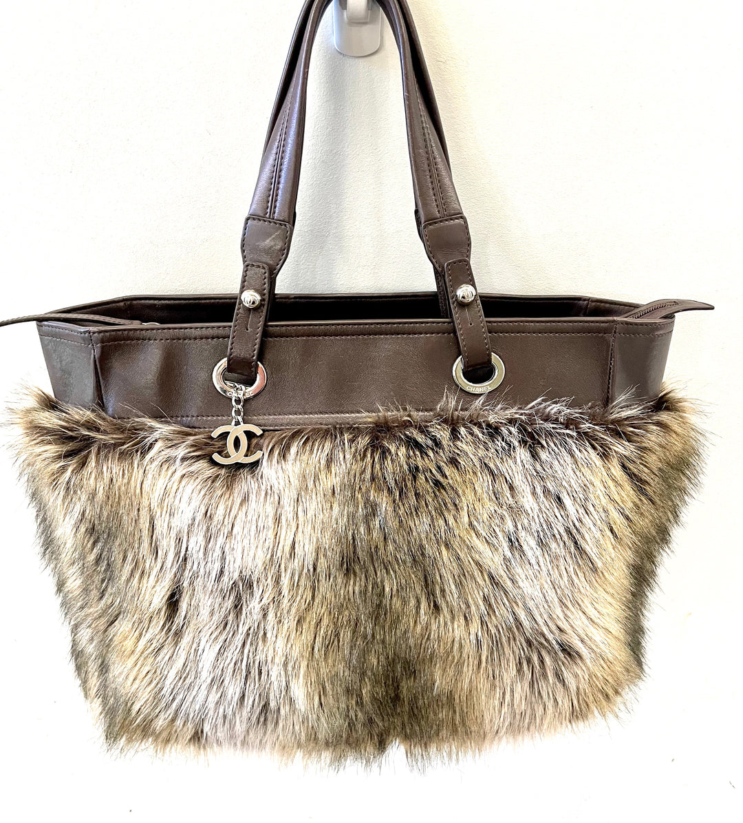 CHANEL BIARRITZ FUR LARGE TOTE BAG
