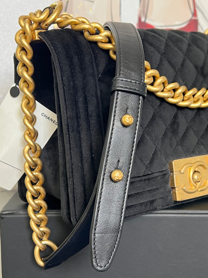 CHANEL MEDIUM BOY FLAP QUILTED VELVET BAG
