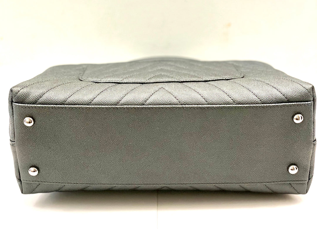 CHANEL CAVIAR METALLIC GRAPHITE MEDIUM COCO HANDBAG
