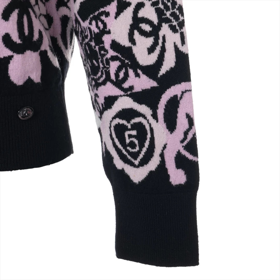 CHANEL CC NO.5 CAMELLIA CASHMERE SWEATER – Caroline's Fashion Luxuries