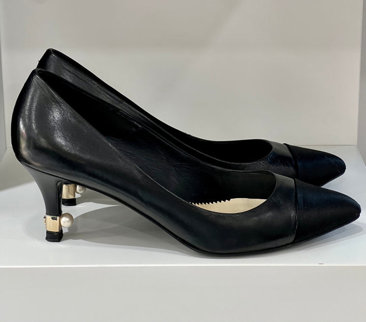 CHANEL CC CAP TOE PEARL EMBELLISHED HEEL PUMPS