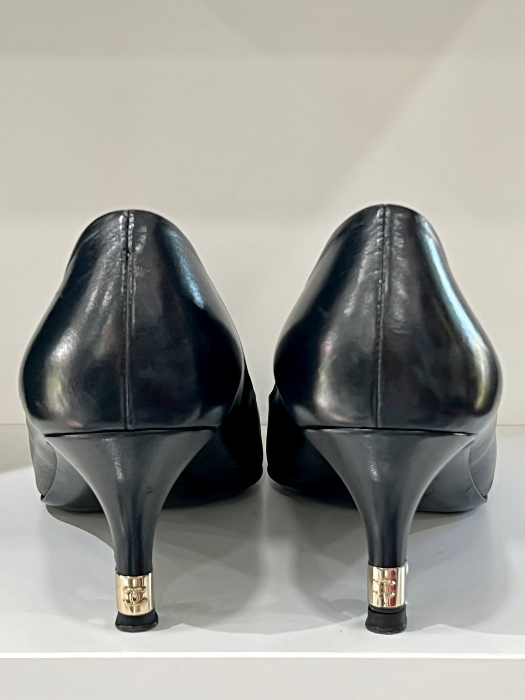 CHANEL CC CAP TOE PEARL EMBELLISHED HEEL PUMPS