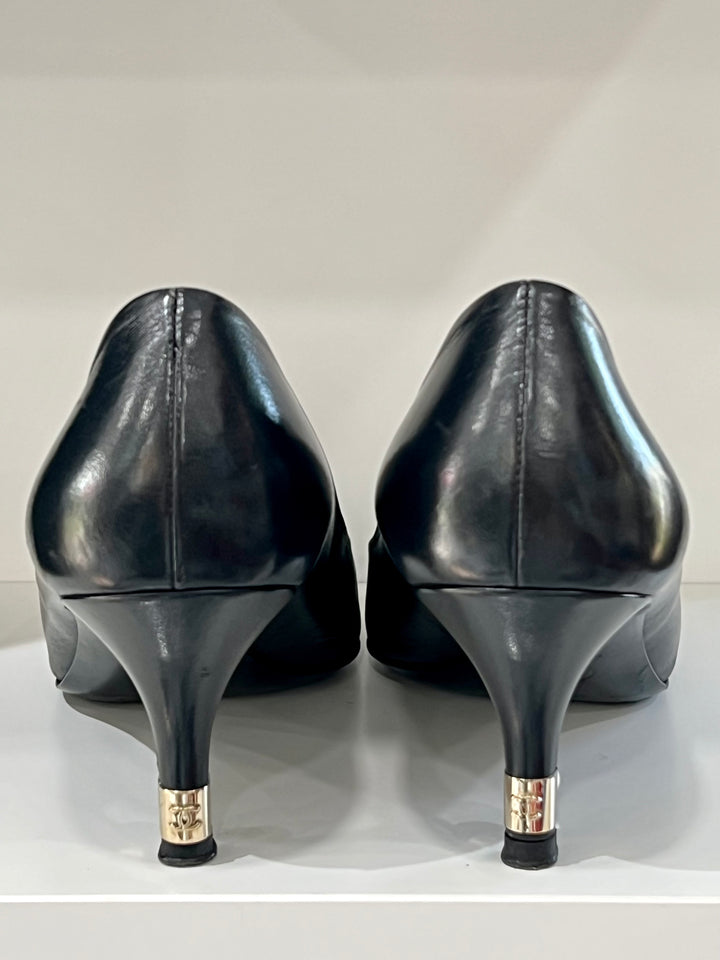 CHANEL CC CAP TOE PEARL EMBELLISHED HEEL PUMPS