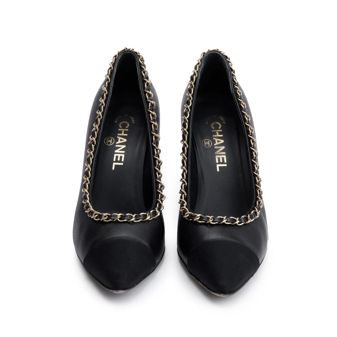 CHANEL CC CHAIN AROUND CALFSKIN LEATHER PUMPS
