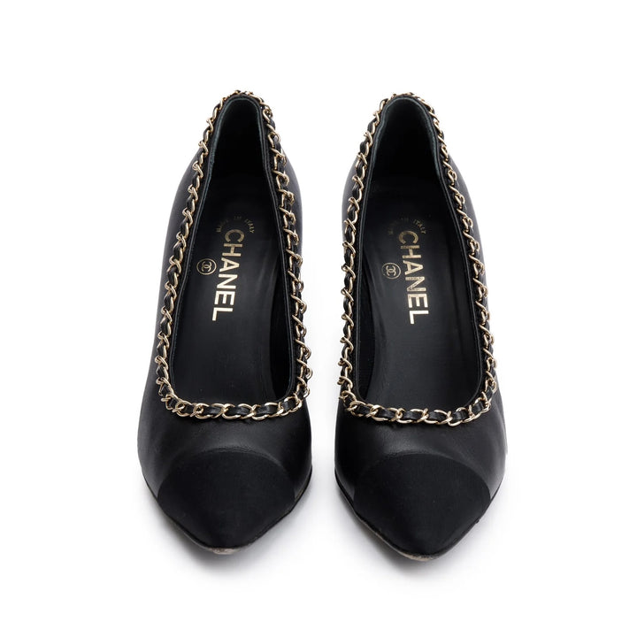 CHANEL CC CHAIN AROUND CALFSKIN LEATHER PUMPS
