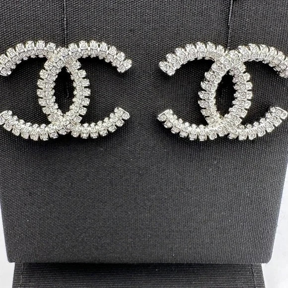 CHANEL CC CRYSTAL STUDDED EARRINGS