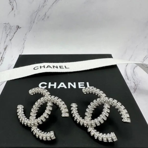 CHANEL CC CRYSTAL STUDDED EARRINGS