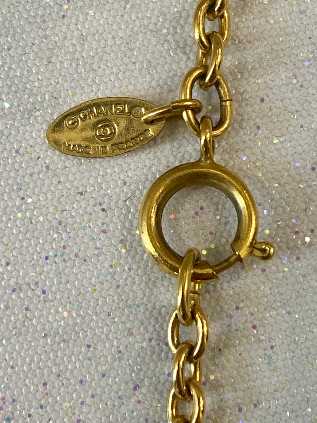 CHANEL CC VINTAGE DIAMOND SHAPPED PENDANT NECKLACE