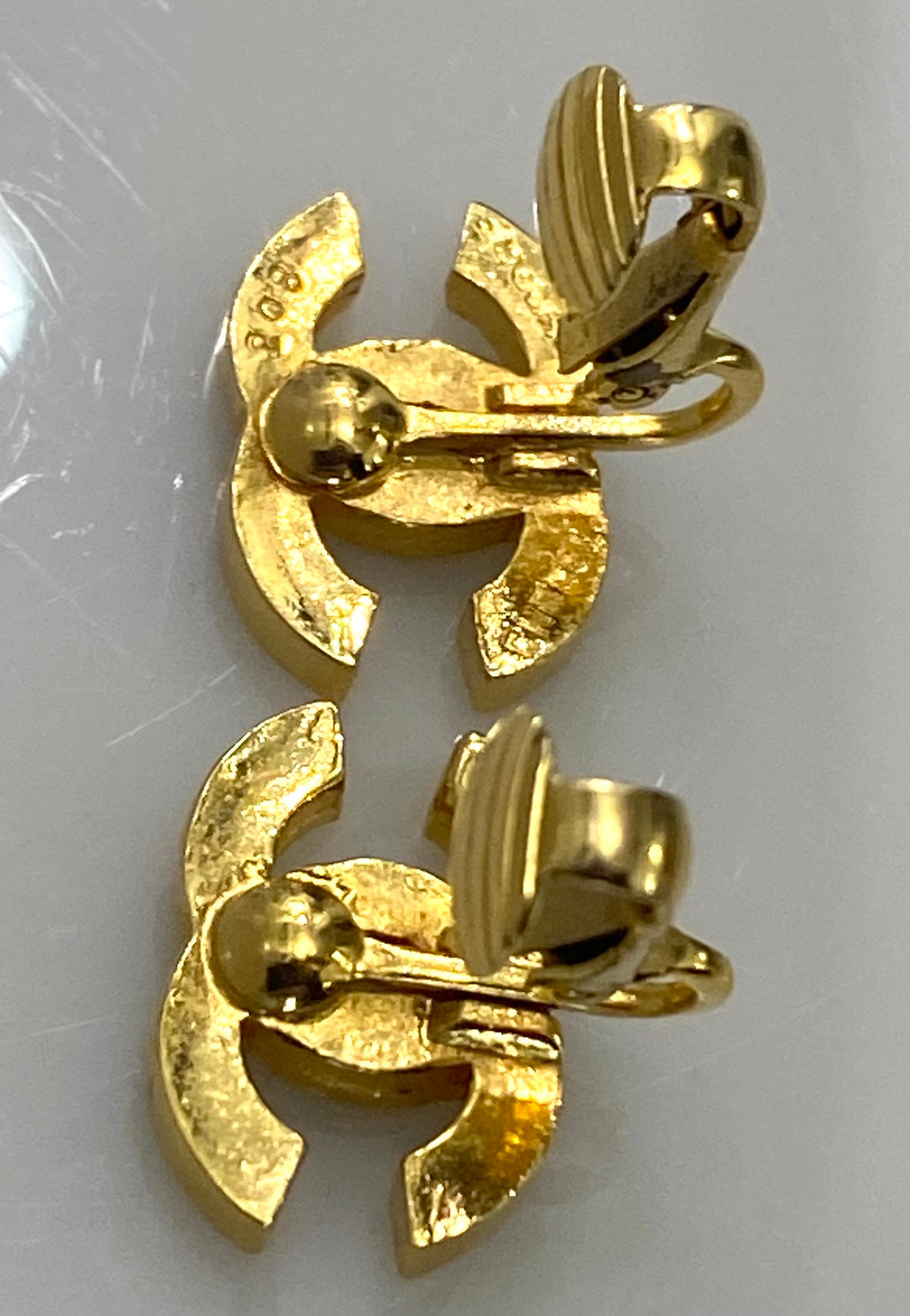 CHANEL CC GOLD-TONE STUD CLIP ON EARRINGS