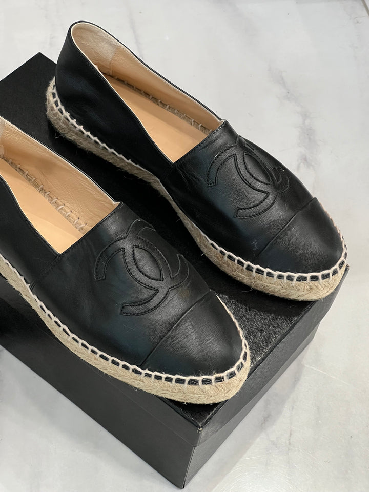 CHANEL CC LAMBSKIN ESPADRILLES