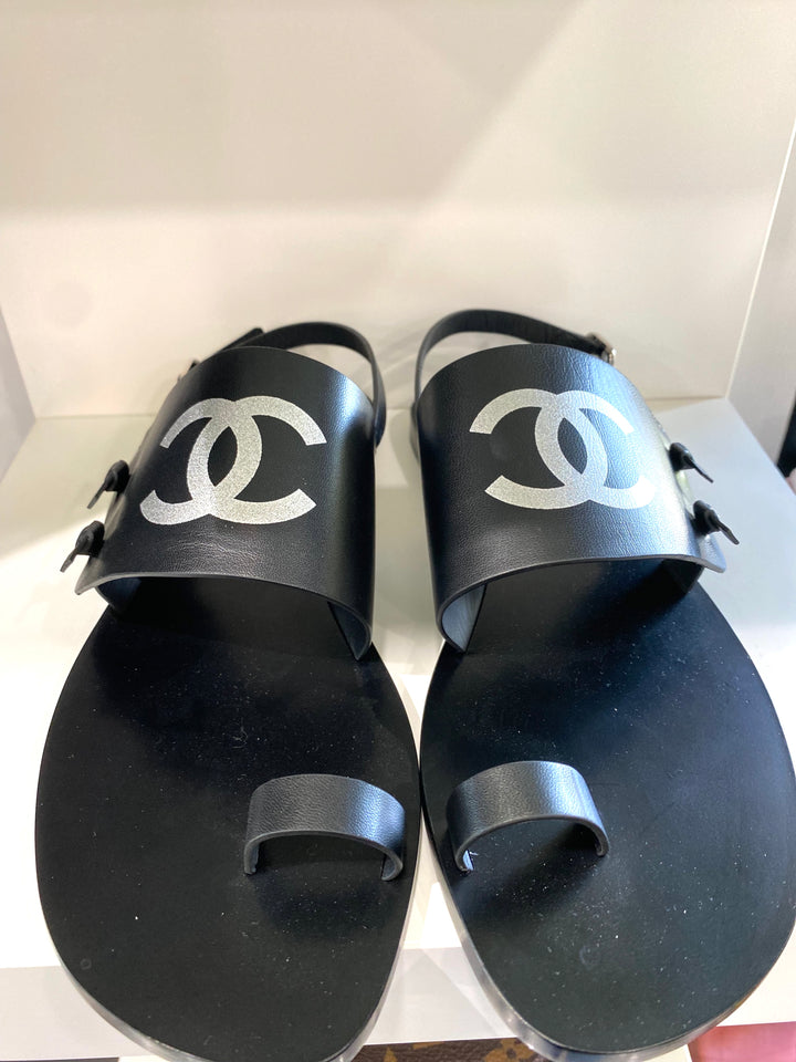 CHANEL CC THONG SLINGBACK SANDALS