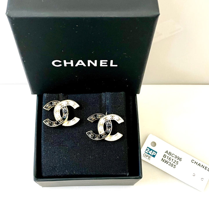 CHANEL CC GOLD TONE &amp; ENAMEL STUD EARRINGS