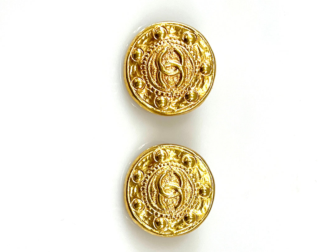 CHANEL CC VINTAGE CLIP ON EARRINGS