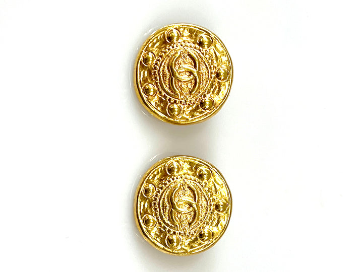 CHANEL CC VINTAGE CLIP ON EARRINGS