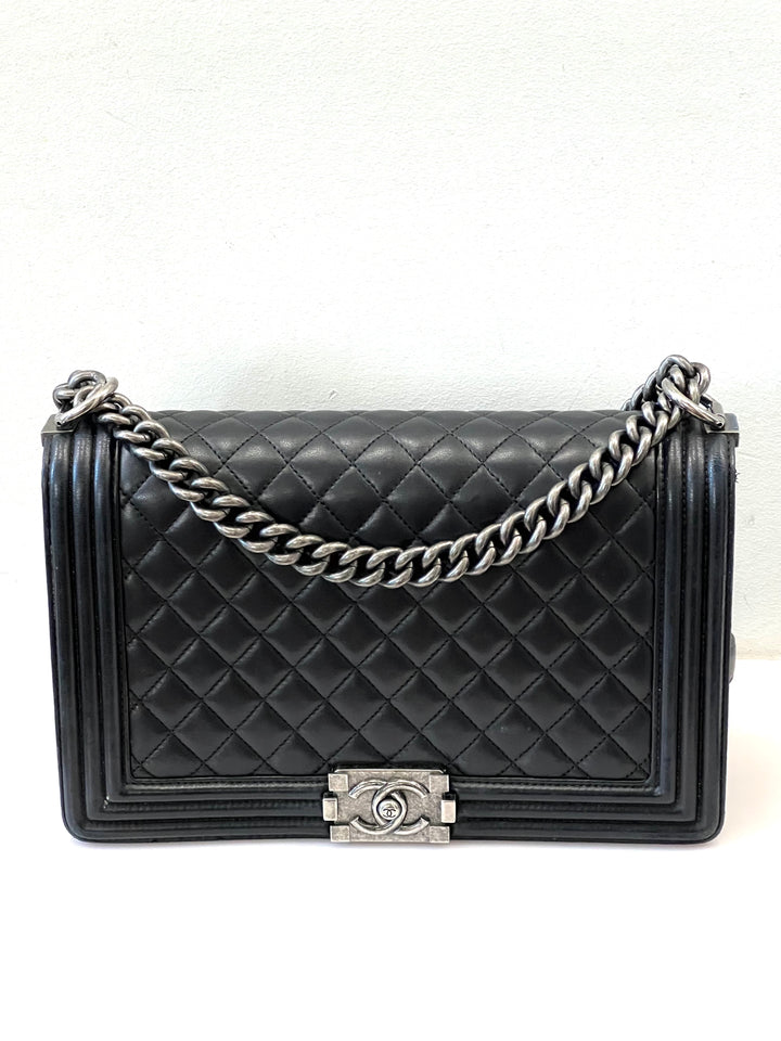CHANEL QUILTED CALFSKIN LEATHER LARGE BOY BAG
