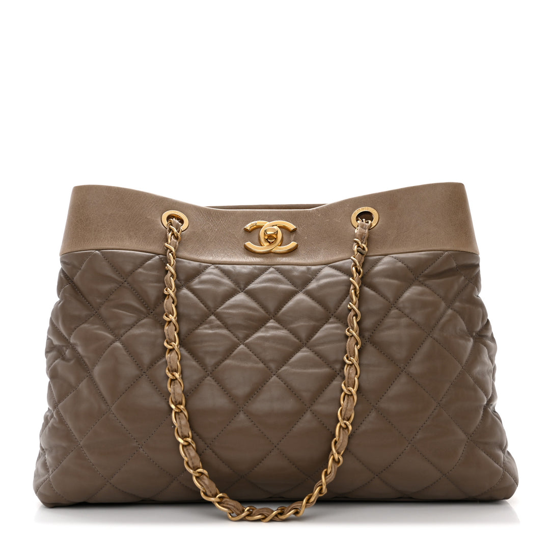 CHANEL QUILTED CALFSKIN LEATHER LARGE SOFT ELEGANCE TOTE BAG-HS