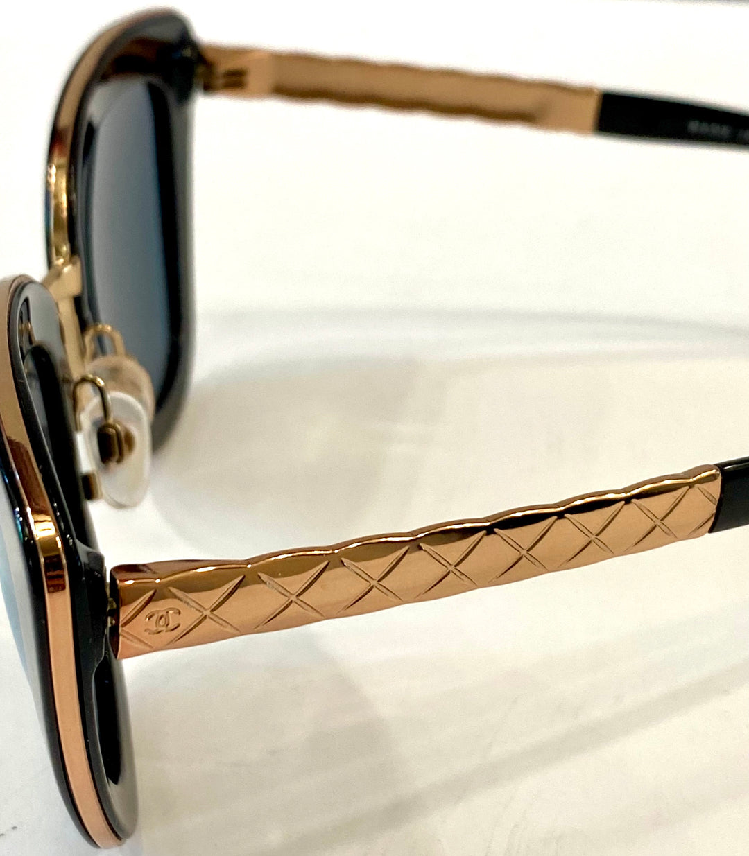 CHANEL CC CAT EYE QUILTED SUNGLASSES