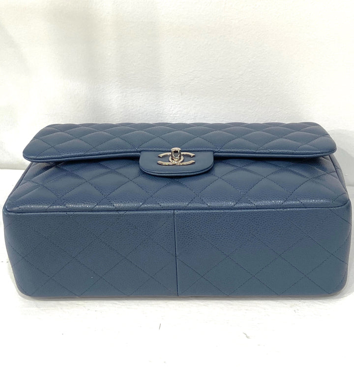 CHANEL CAVIAR QUILTED JUMBO DOUBLE FLAP BAG-HS