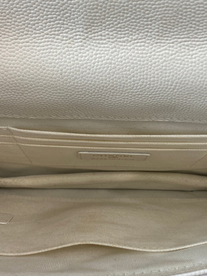 CHANEL CAVIAR QUILTED SQUARE FLAP CLUTCH BAG